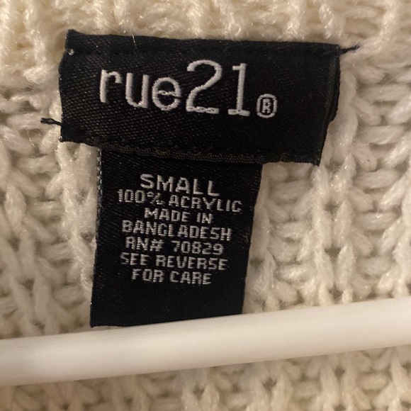 Rue 21 knitted sweater with tie side size small - Picture 3 of 4